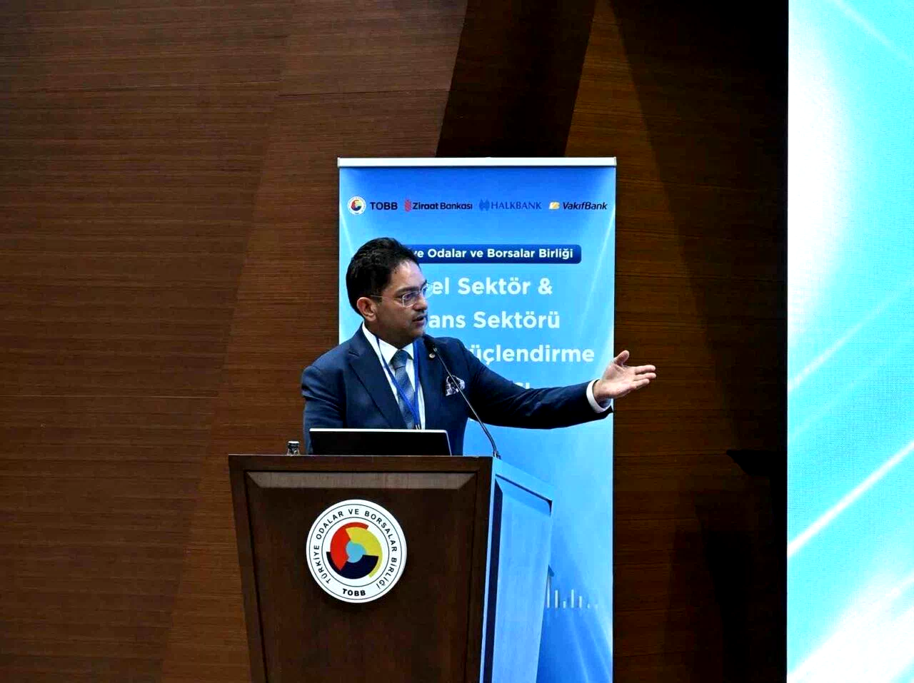 Başkan Oral’dan bankacılara net mesaj; Hakan Oral: “Zirai kredilerde bölgesel ekspertiz adaletsizliği bitsin”