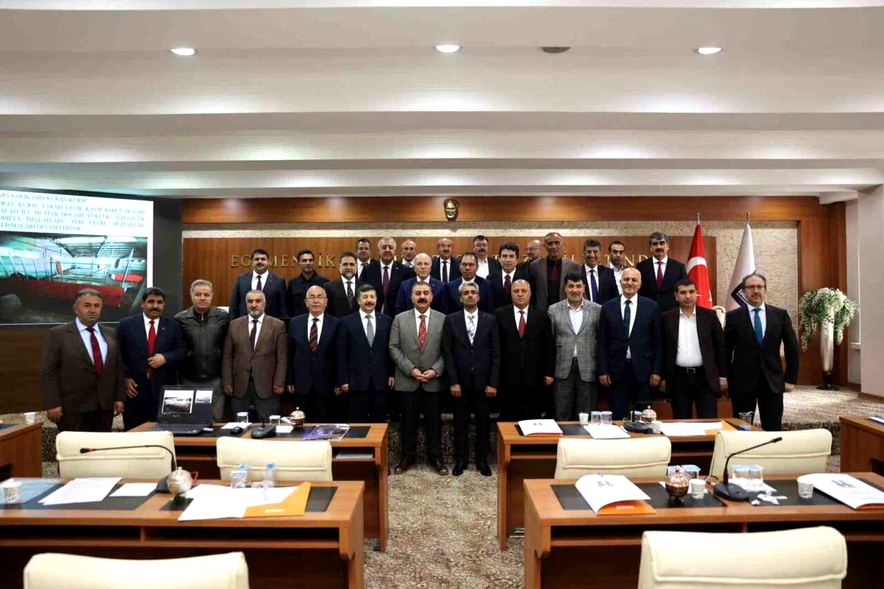 Başkan Sekmen: “İnsanı merkeze alan bir belediyecilik anlayışındayız”