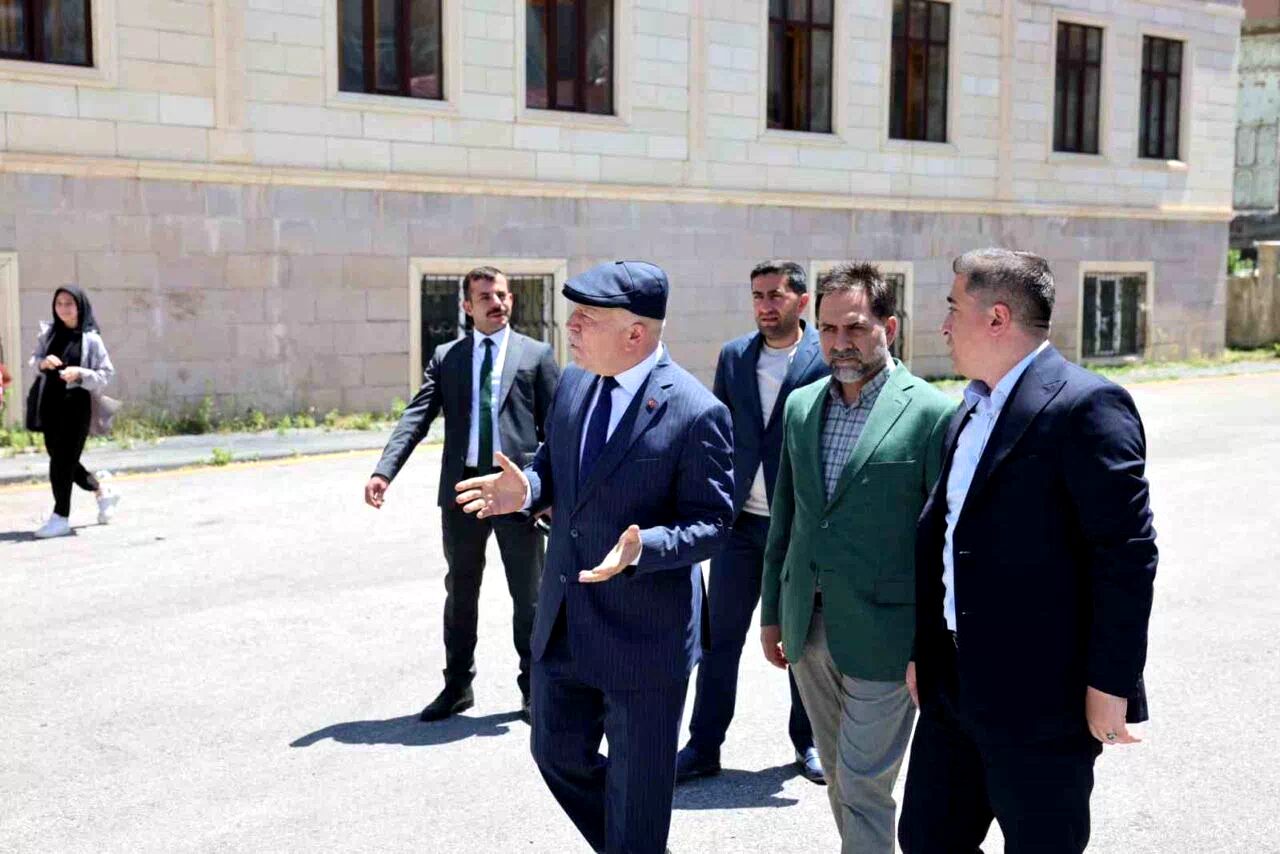 Başkan Sekmen ve Uçar’dan saha gezisi