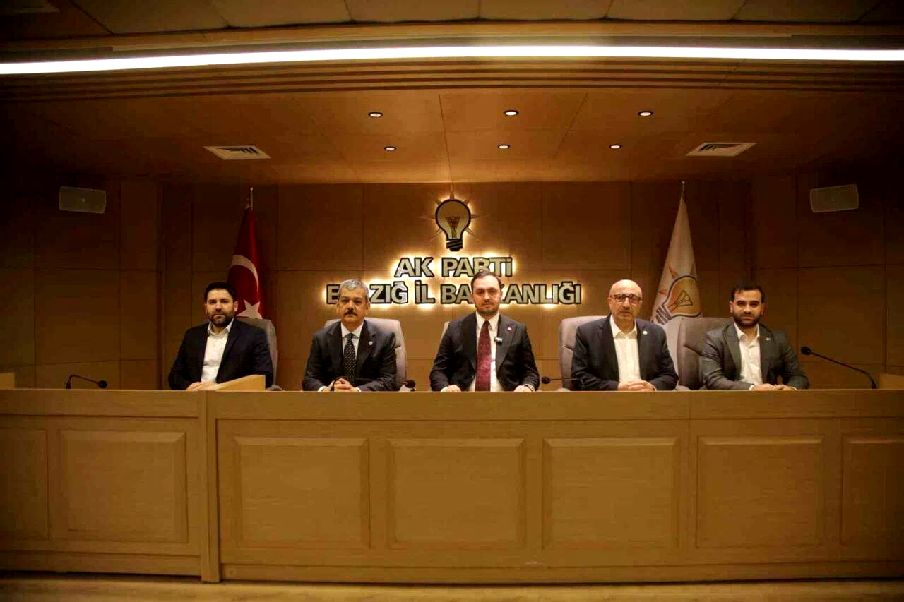 Başkan Selmanoğlu: “AK Parti milletimizin ortak değerlerinin, birlik ve beraberlik ruhunun güçlü bir temsilcisidir”