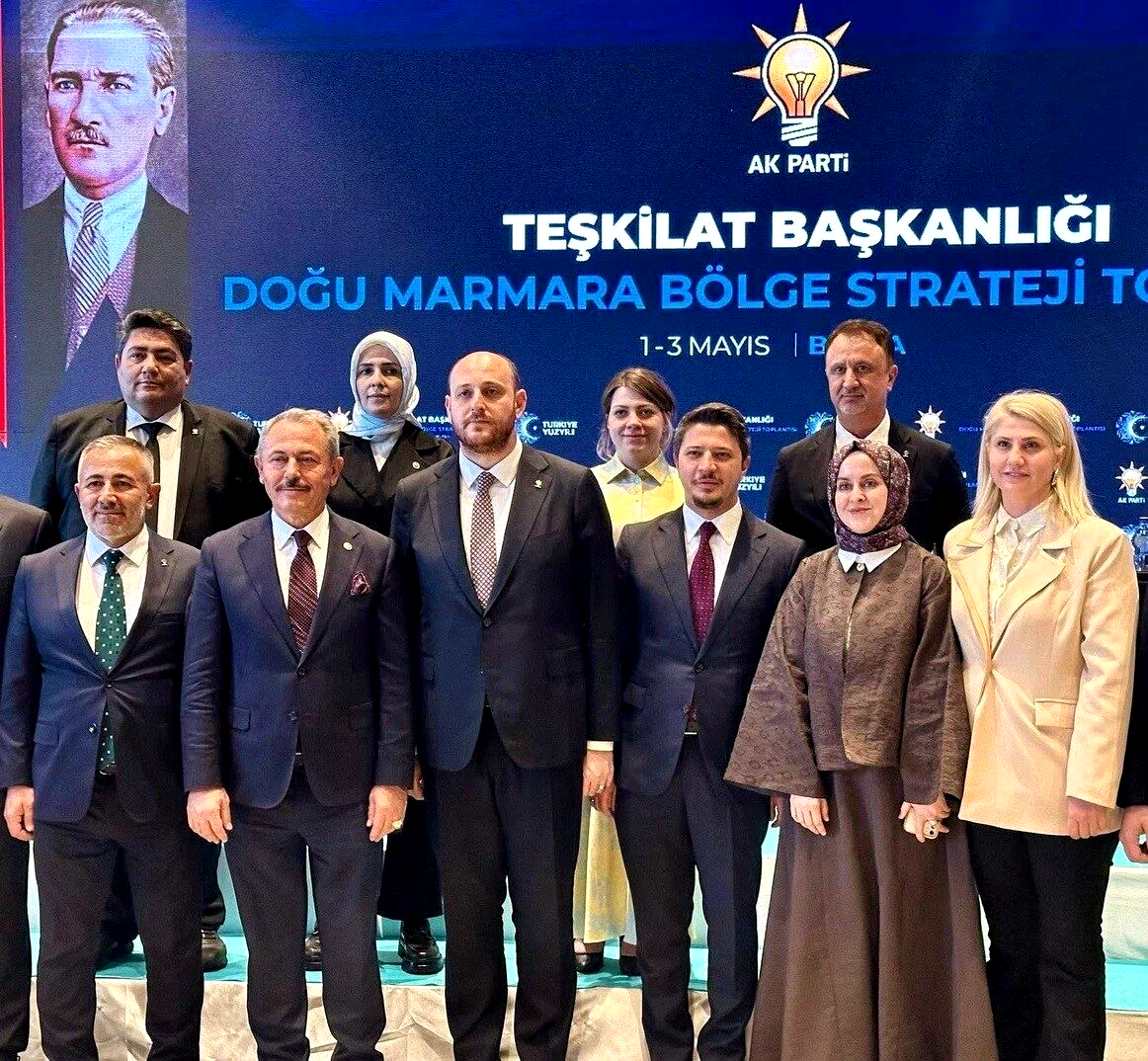Başkan Yıldırım Doğu Marmara Bölge Strateji Kampı’na katıldı