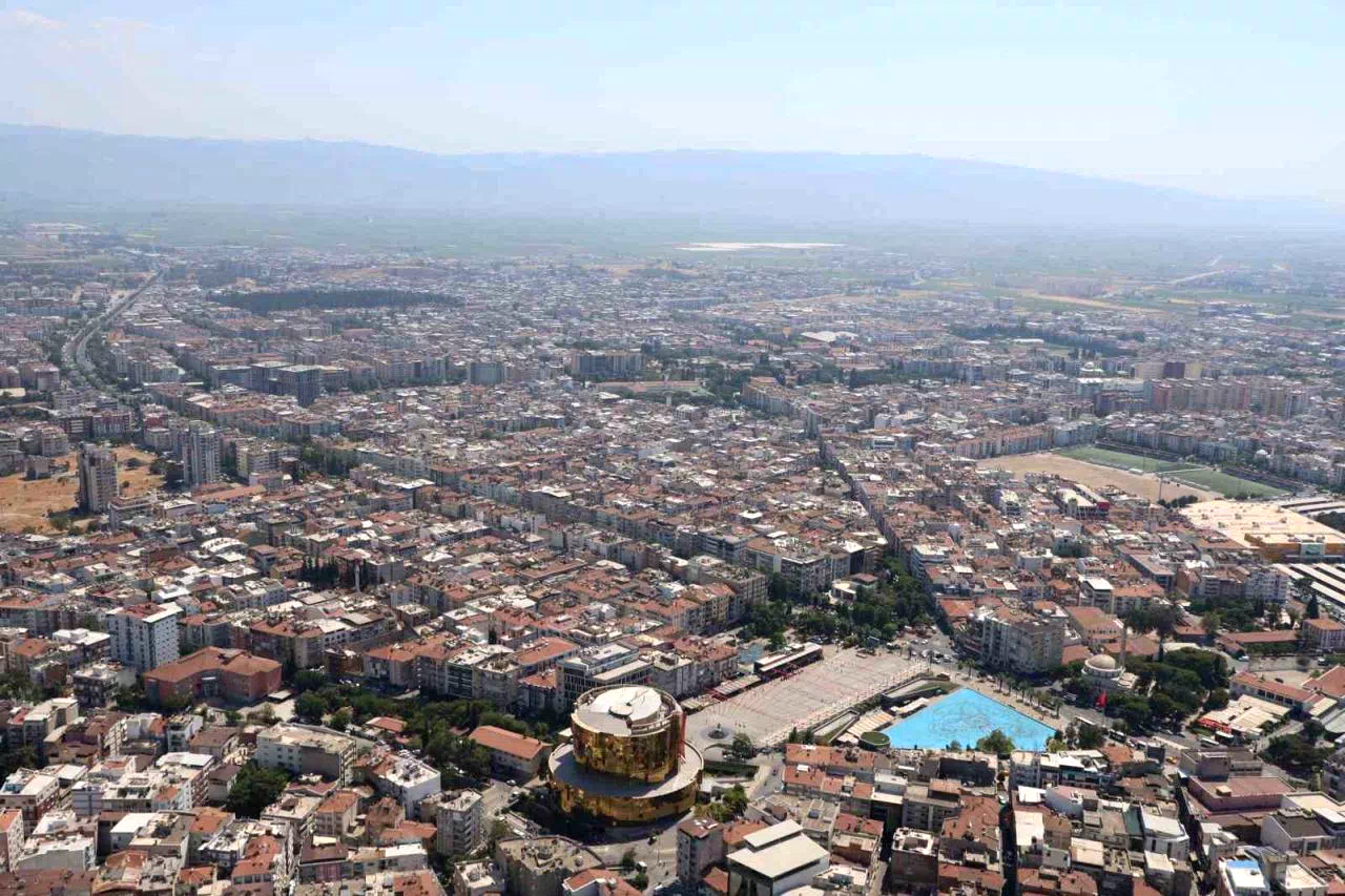 Başkanların katılımı, Aydın’da AK Parti’ye ilkleri yaşattı