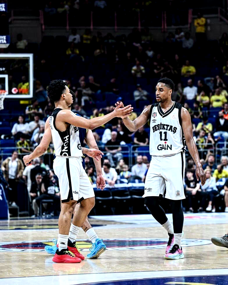Basketbol Süper Ligi: Fenerbahçe: 72 – Beşiktaş: 85
