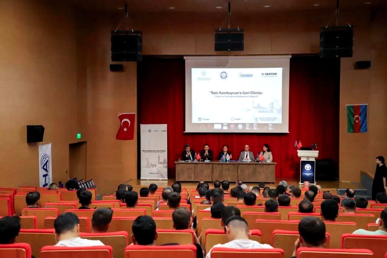 “Batı Azerbaycan’a Geri Dönüş Türkiye ve Azerbaycan Medyasının Odağında” başlıklı panel düzenlendi