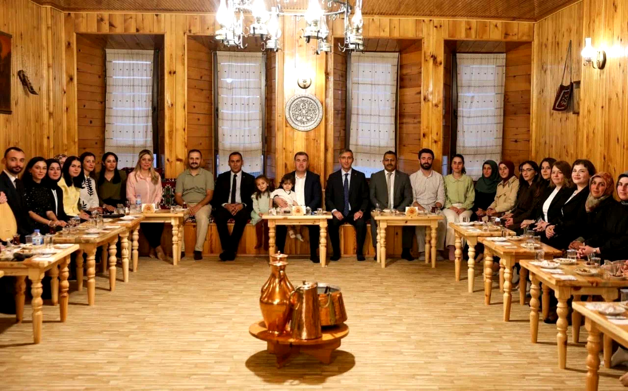 Bayburt’a atanan öğretmenlerle tanışma toplantısı düzenlendi
