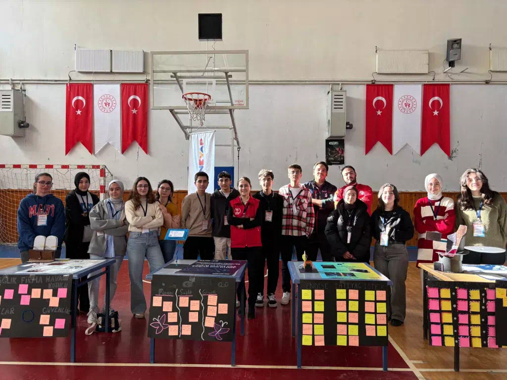 Bayburt Deneyap Atölyesi’nde “Milli Teknoloji Hamlesi” Programı Kapsamında Proje Şenliği Düzenlendi
