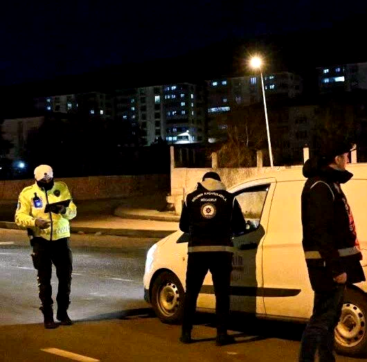 Bayburt polisi huzur ve güven için denetimlerini sürdürüyor