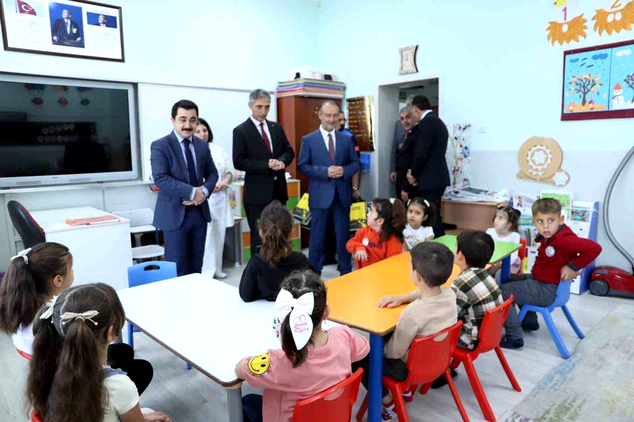 Bayburt’ta 14 bin 300 öğrenci ders başı yaptı