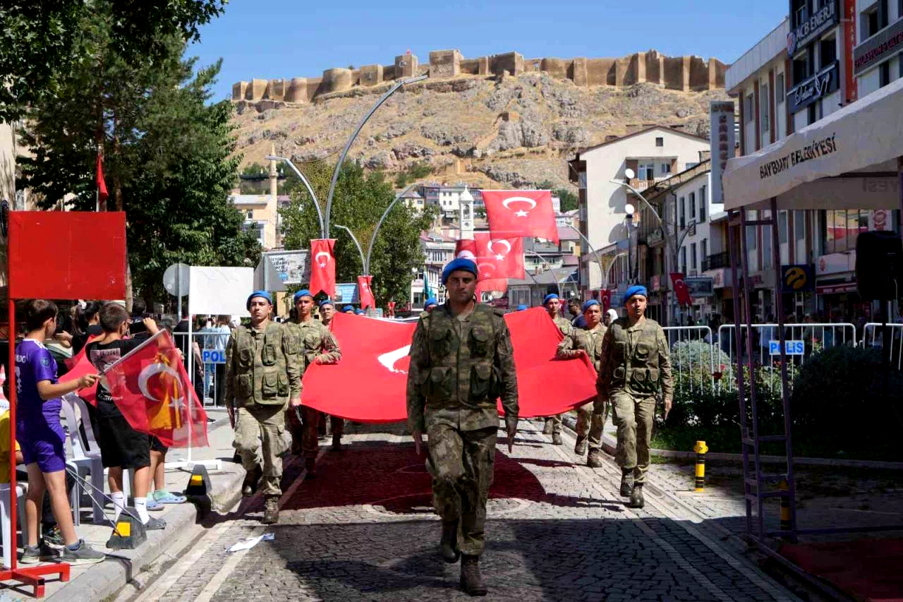 Bayburt’ta 30 Ağustos Zafer Bayramı coşkuyla kutlandı