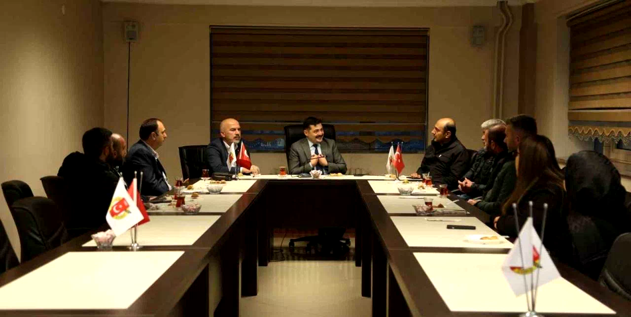 Bayburt’ta basın sektöründe karşılaşılan sorunlar ele alındı