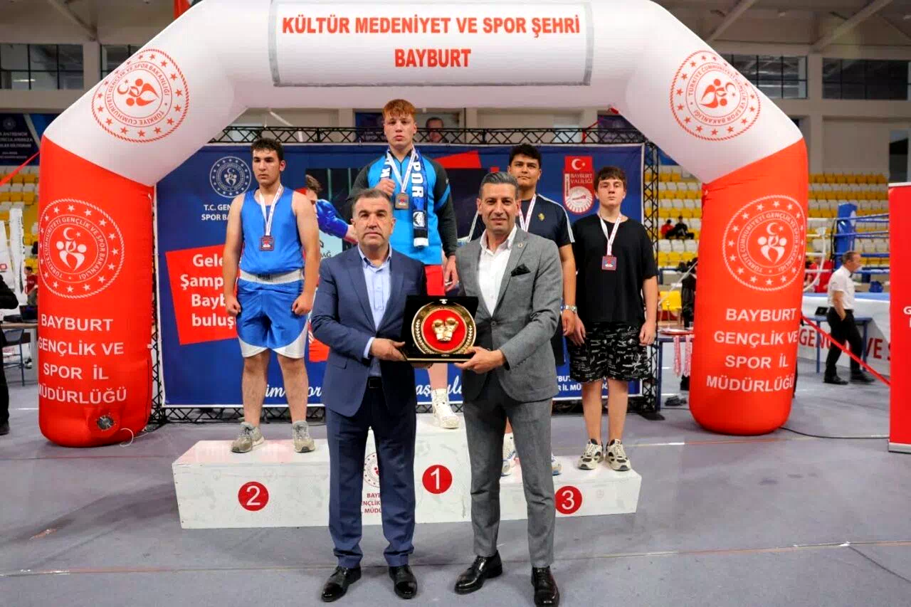 Bayburt’ta ’Boks Şampiyonası’ sona erdi
