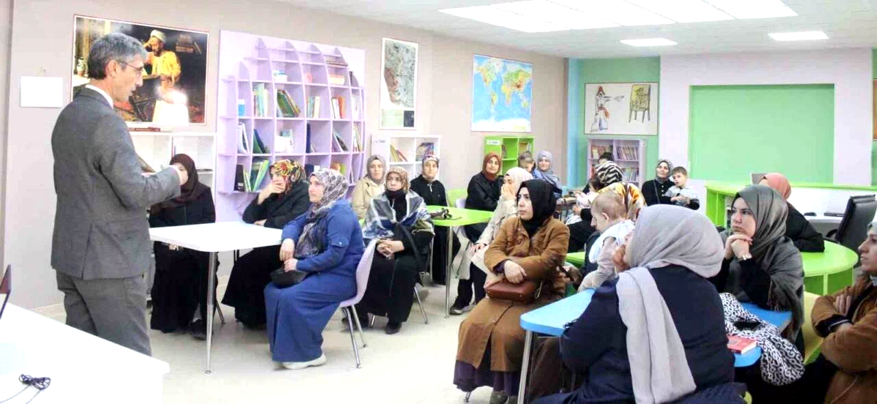 Bayburt’ta ebeveyn okulu etkinlikleri