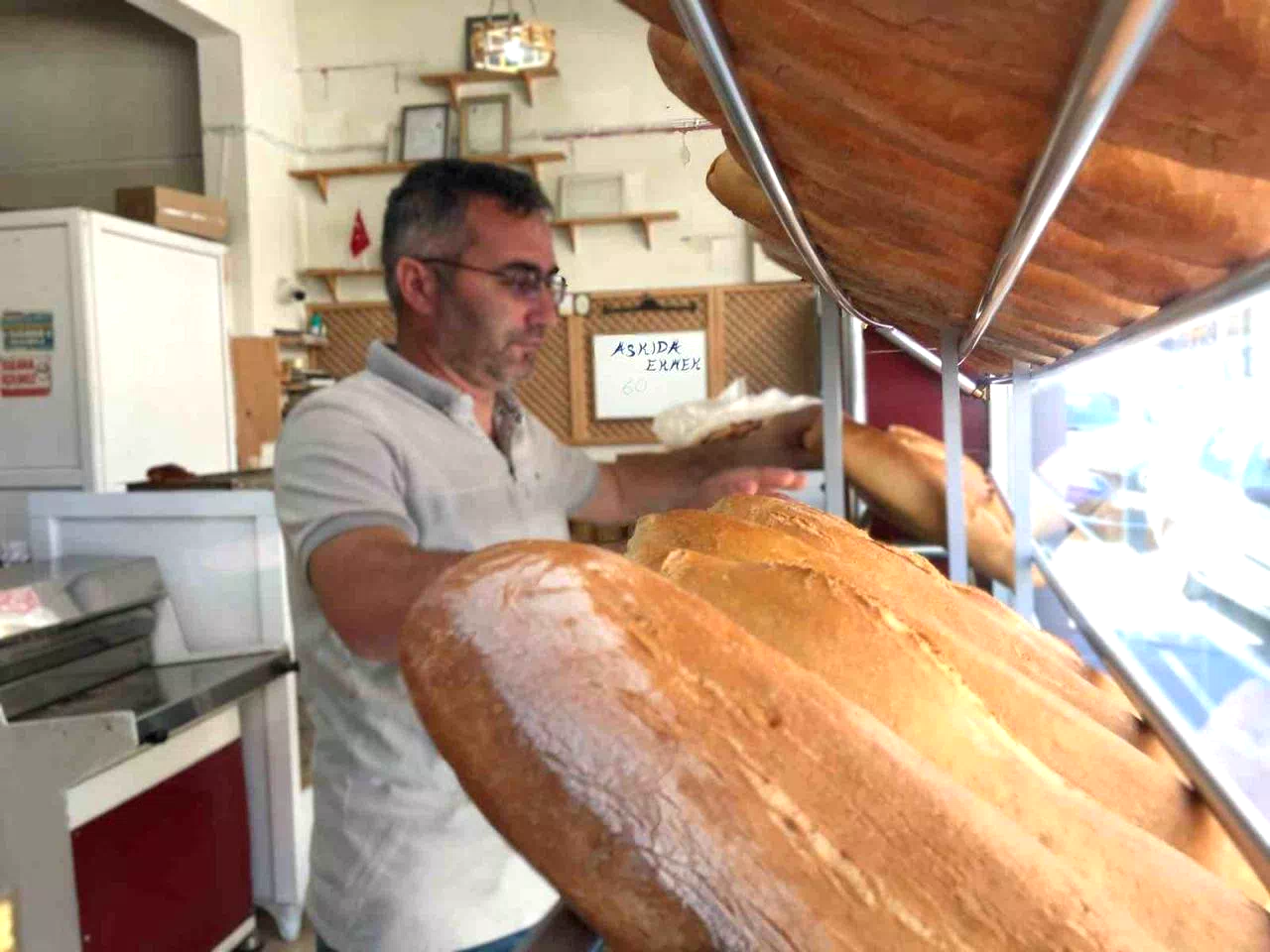 Bayburt’ta ekmek fiyatı 15 liraya yükseldi