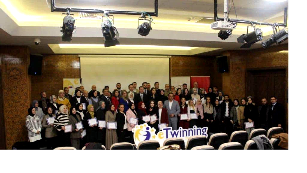 Bayburt’ta eTwinnig Başarısı: Kalite Etiketi Töreni Gerçekleştirildi.