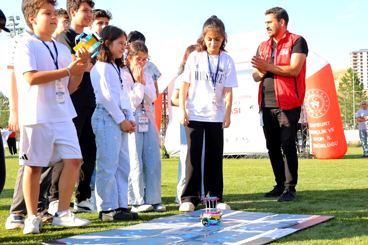 Bayburt’ta gençlik festivali ve DENEYAP kapanışı