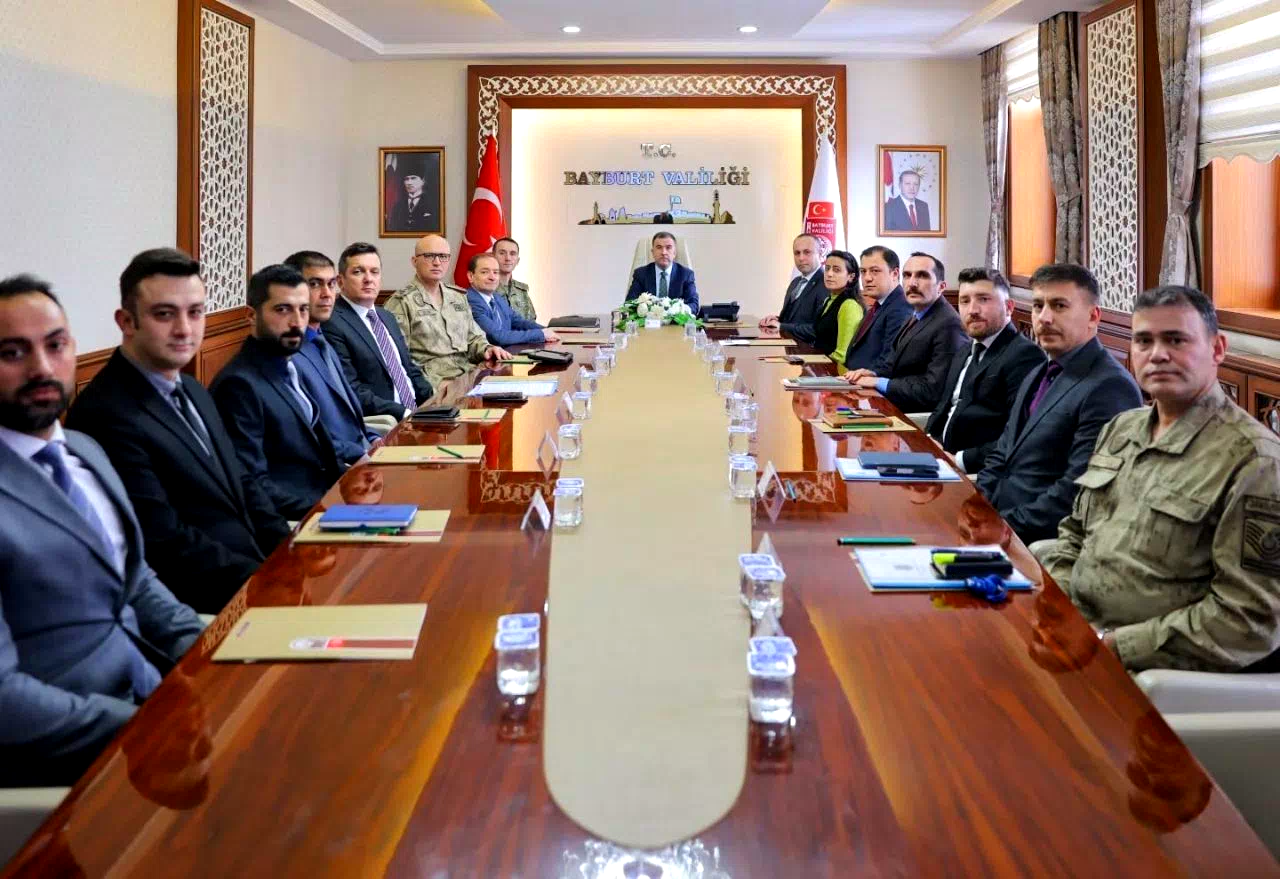 Bayburt’ta güvenlik ve asayiş koordinasyonu değerlendirildi