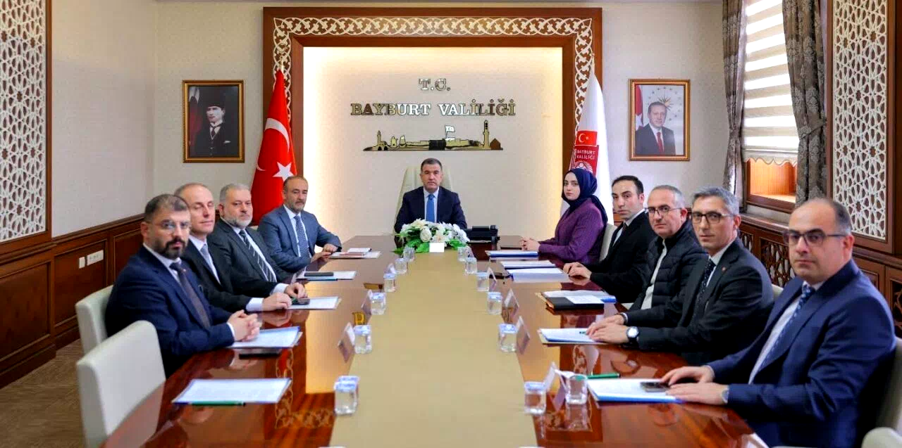 Bayburt’ta hayvanları korumaya yönelik sürdürülen çalışmalar toplantıda değerlendirildi