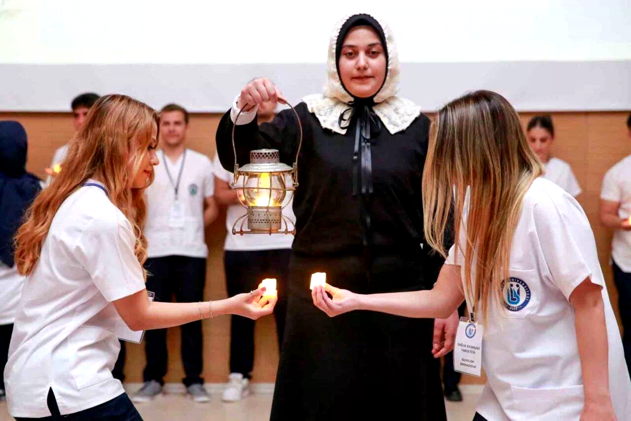 Bayburt’ta hemşirelik öğrencileri için üniforma giyme töreni düzenlendi
