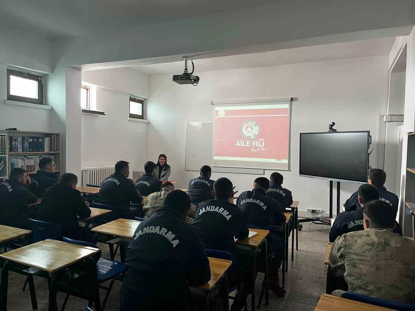 Bayburt’ta jandarma personeline ‘Kadına Şiddetle Mücadele’ eğitimi verildi