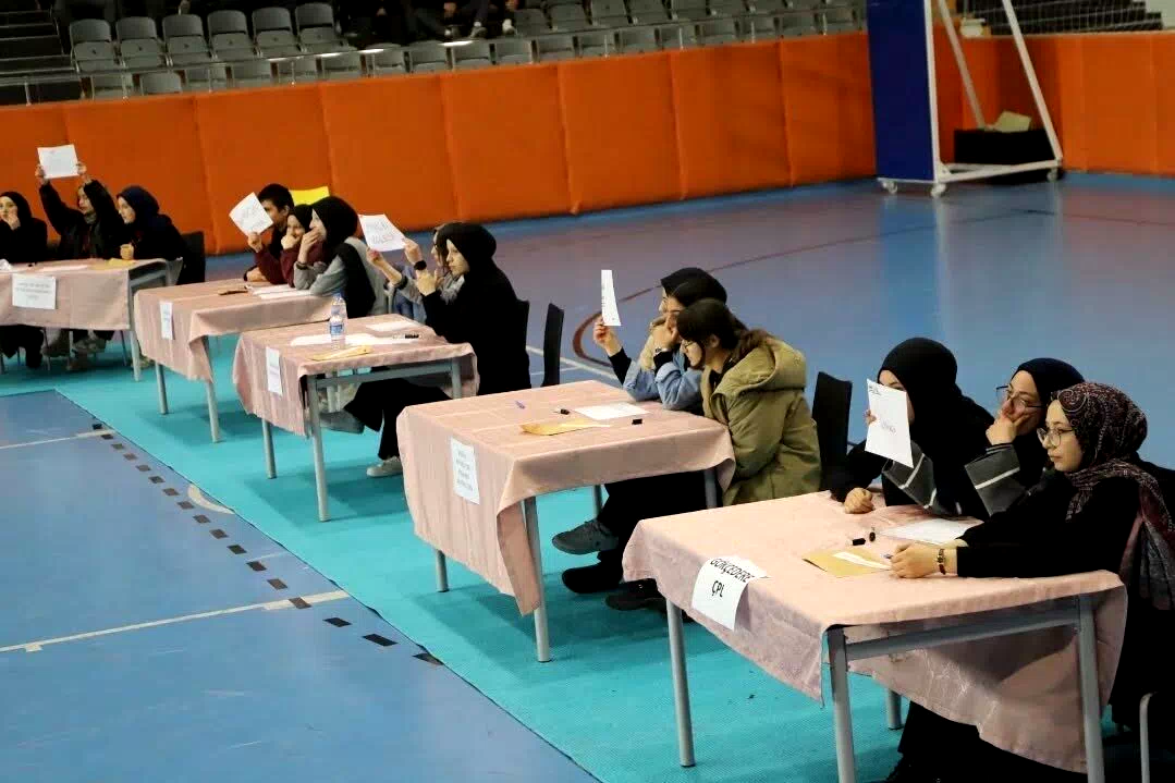 Bayburt’ta liseler arası “Bayburt” konulu bilgi yarışması düzenlendi