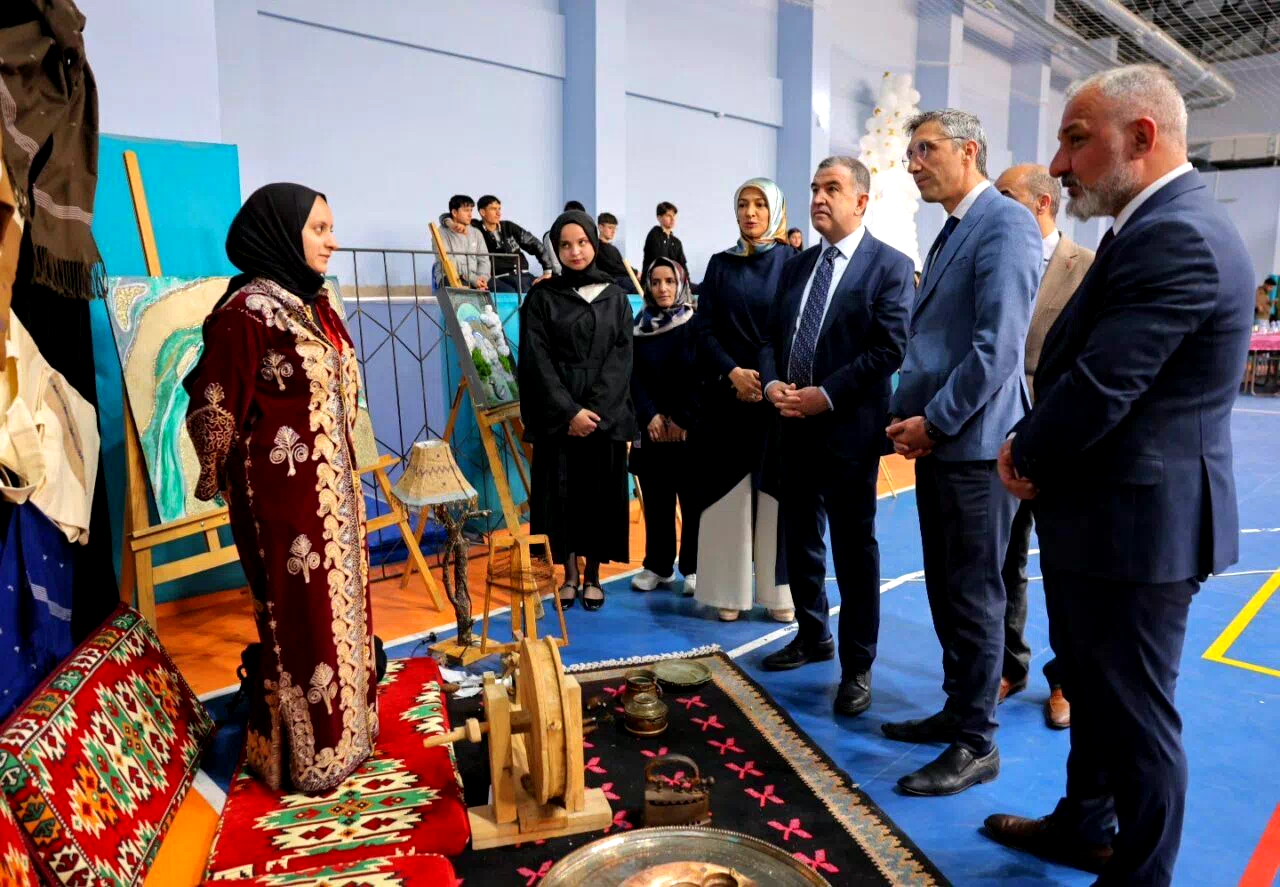 Bayburt’ta öğrencilerin yıl boyunca hazırladığı ürünler sergilendi