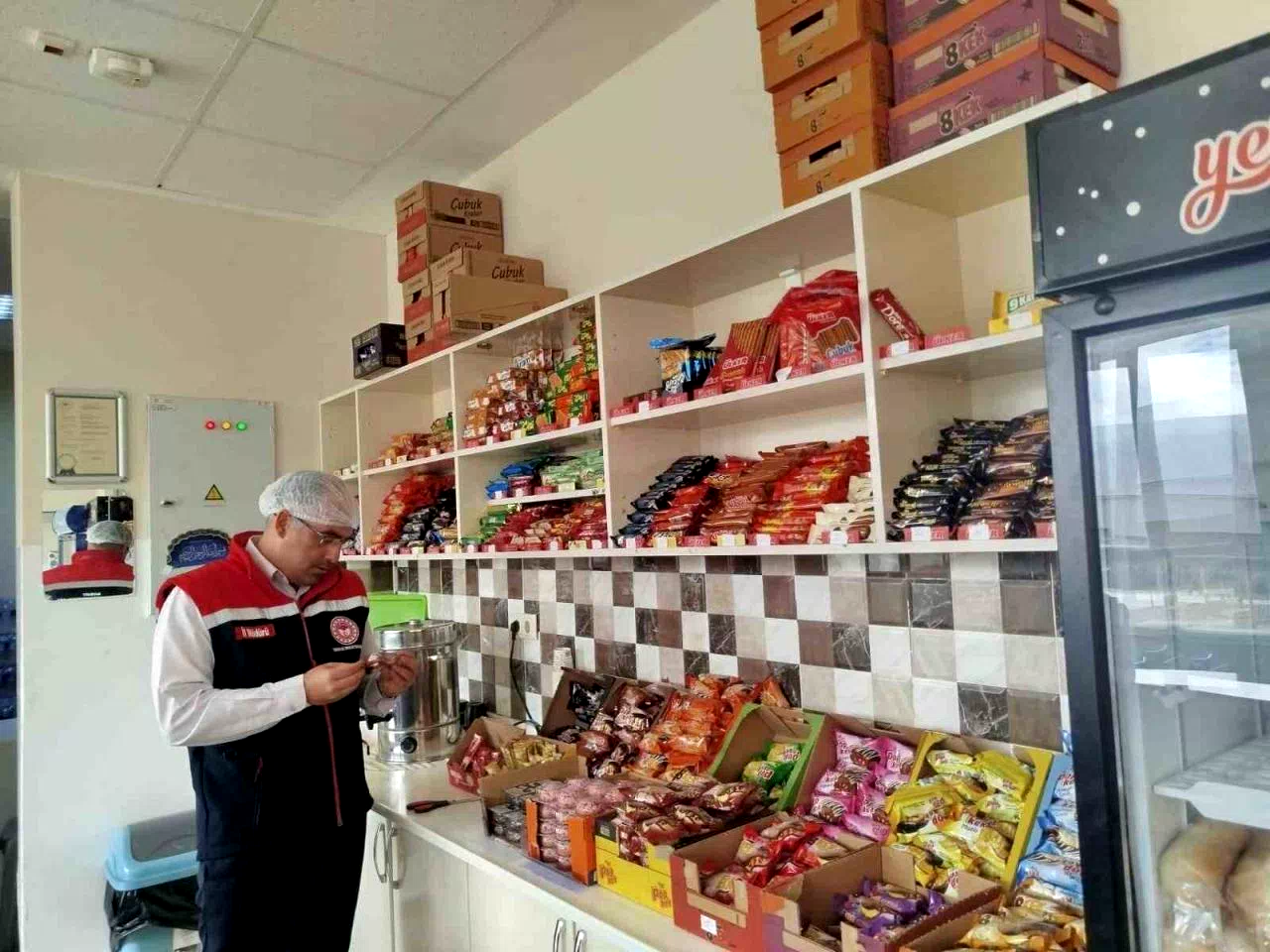 Bayburt’ta okul ve öğrenci yurtlarında gıda denetimleri yapıldı
