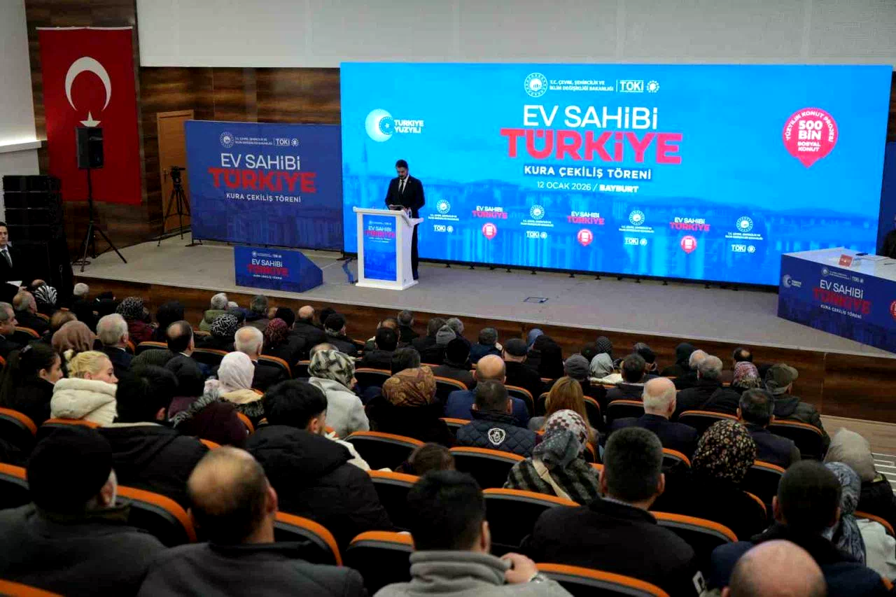 Bayburt’ta TOKİ kura çekimleri yapıldı: 723 konutun hak sahipleri belirlendi