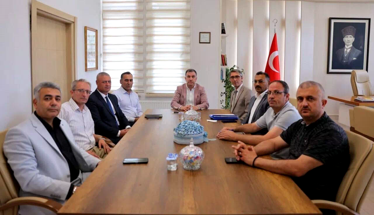 Bayburt’ta yeni eğitim-öğretim yılı öncesi hazırlık toplantısı yapıldı