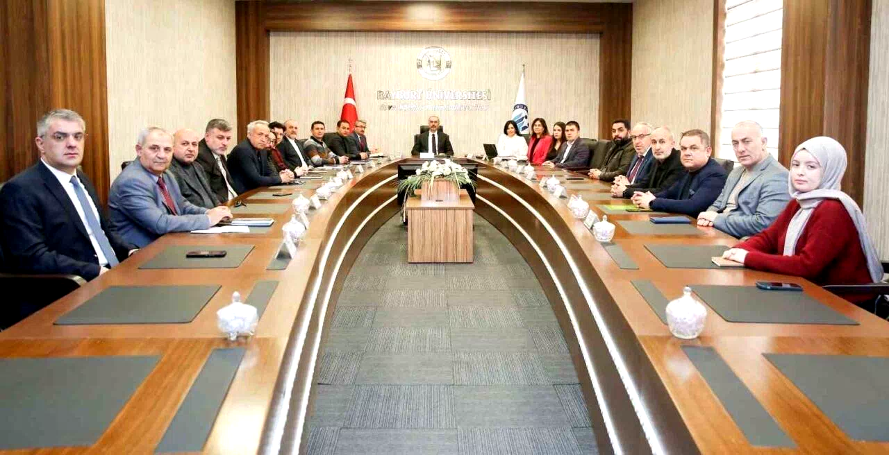 Bayburt Üniversitesi Kalite Komisyonu 2026 yılı ilk toplantısını gerçekleştirdi