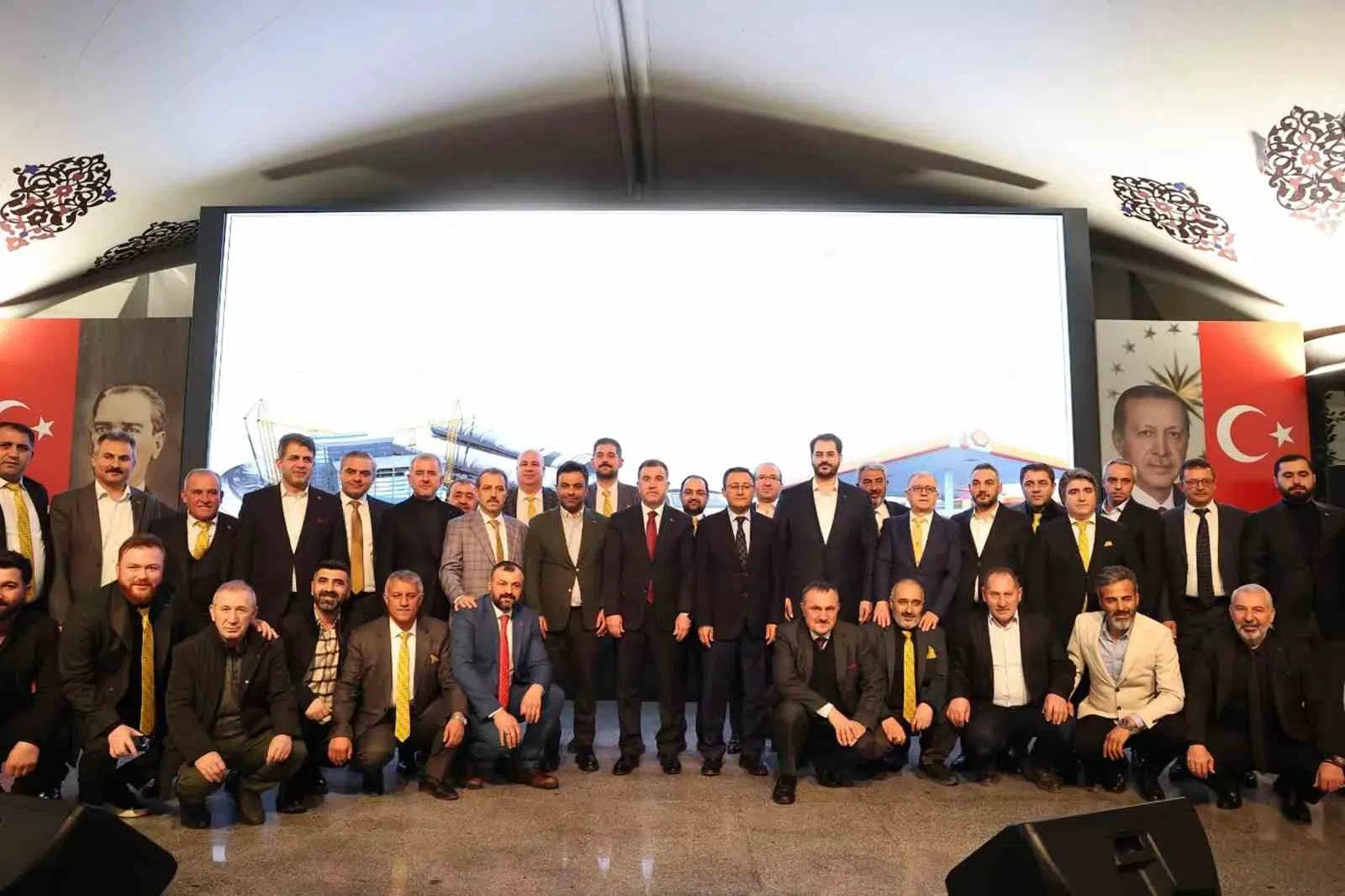 Bayburt Valisi, İstanbul’da Bayburt’un 107. kurtuluş yıl dönümünü kutladı.