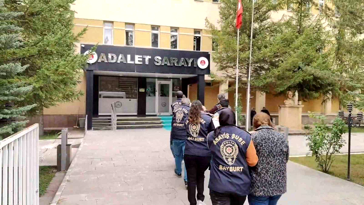 Bayburt’ta 130 bin liralık dolandırıcılık olayının şüphelileri Gaziantep’te yakalandı
