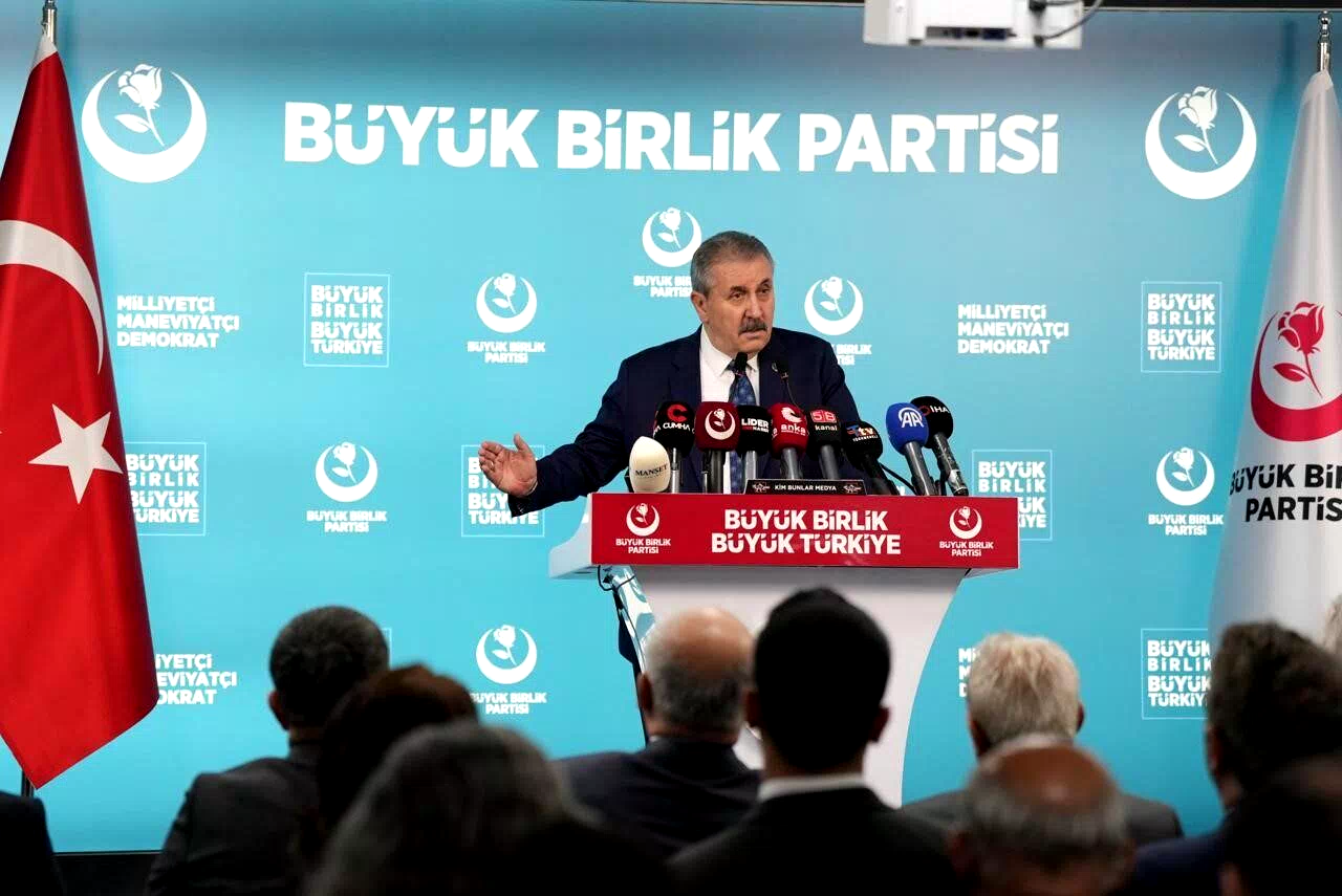 BBP Genel Başkanı Desteci: “Okulda şiddet artık toplumsal ve güvenlik meselesidir”