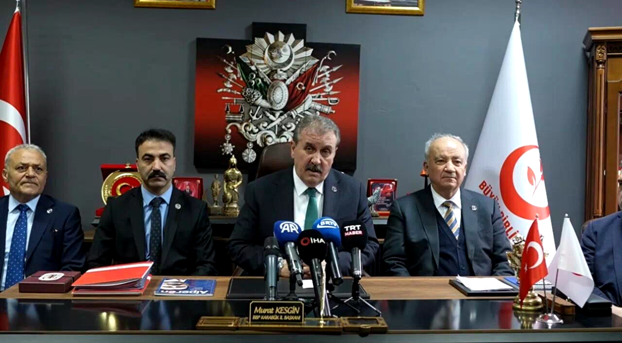 BBP Genel Başkanı Destici: “Trump ve Netenyahu gibi liderler dünya tarihinden silinmelidir”