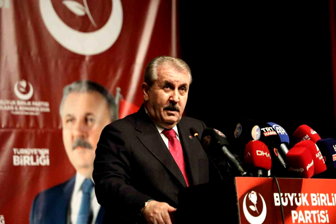 BBP Genel Başkanı Destici: “Türkiye olarak bölgemizde savaş istemiyoruz”