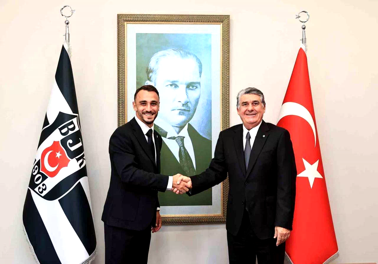 Beşiktaş, Gökhan Sazdağı’nı transfer etti