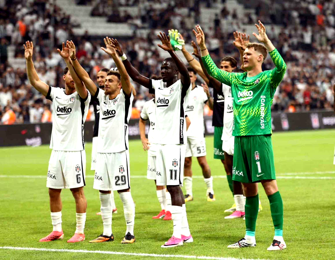 Beşiktaş, Hradec Kralove deplasmanında