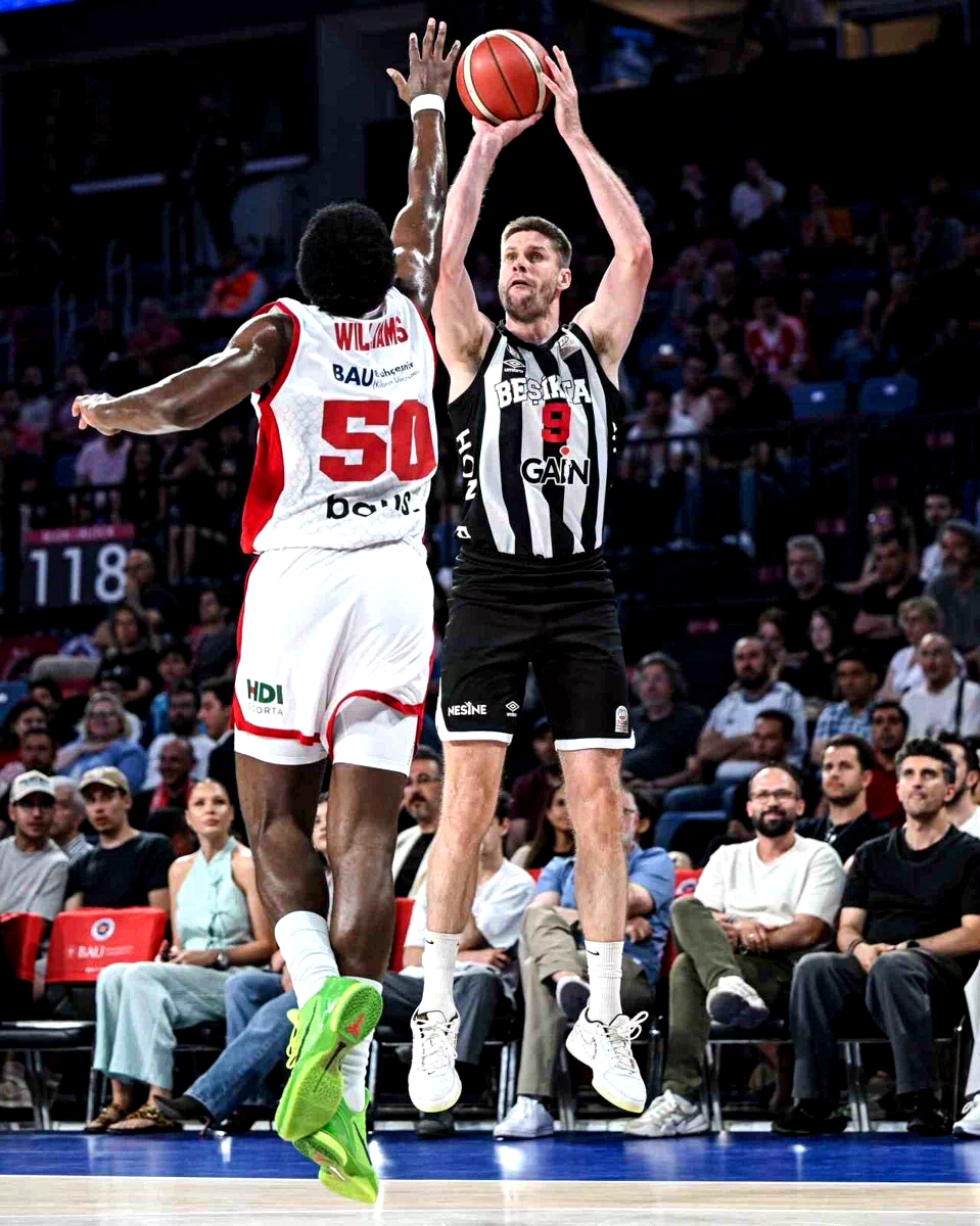 Beşiktaş, seriyi son maça taşıdı