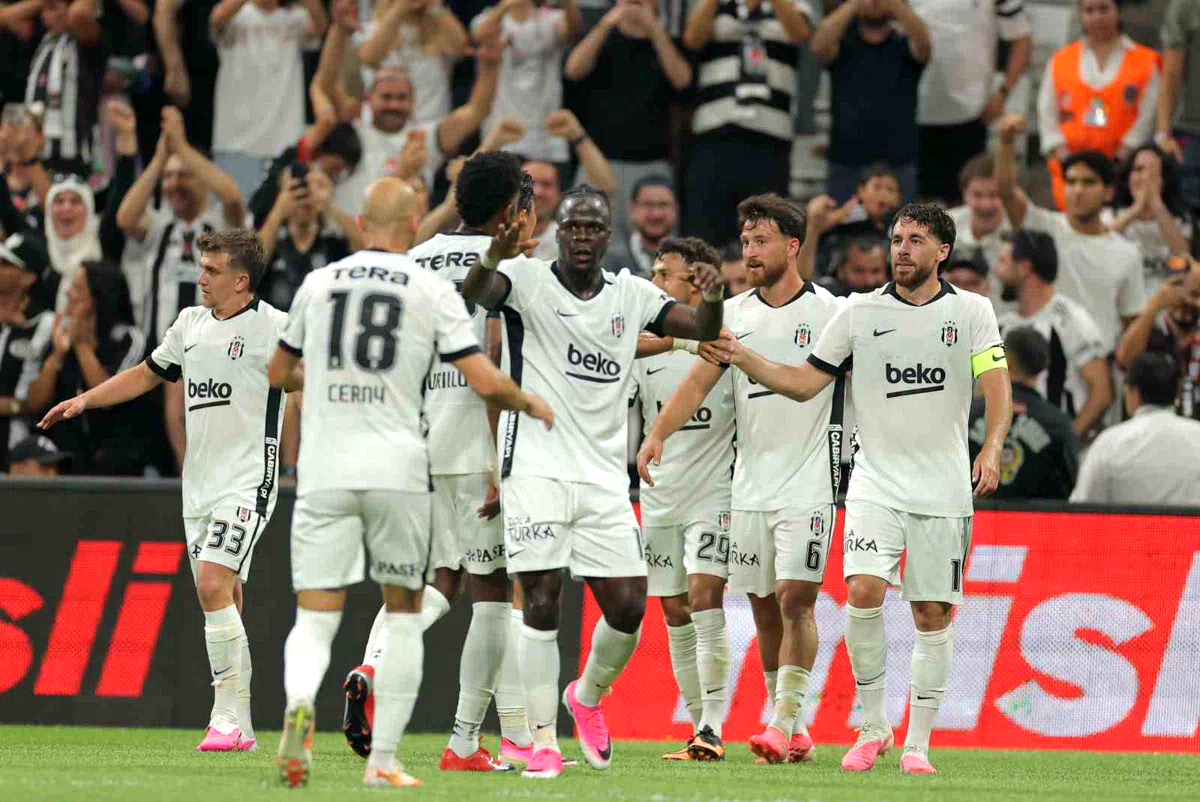 Beşiktaş’ta hedef Avrupa Ligi’nde play-off’a kalmak