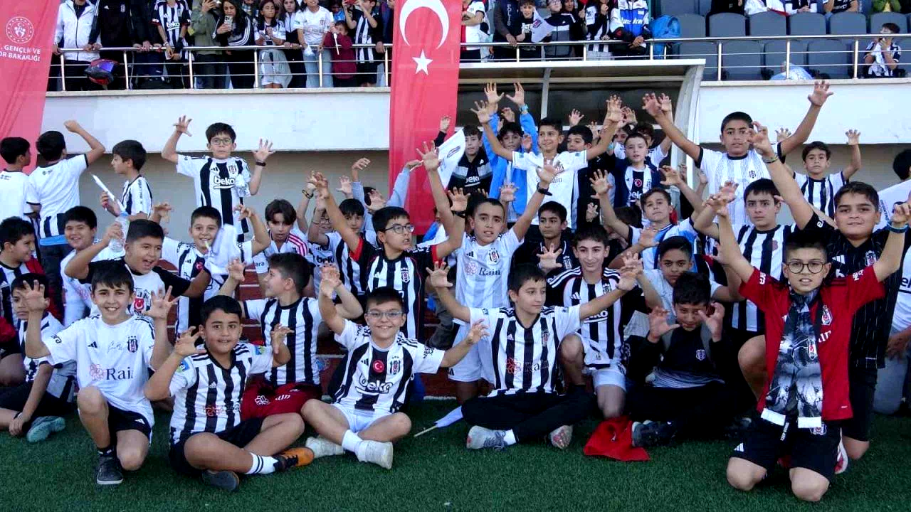 Beşiktaş U17, Tunceli’de