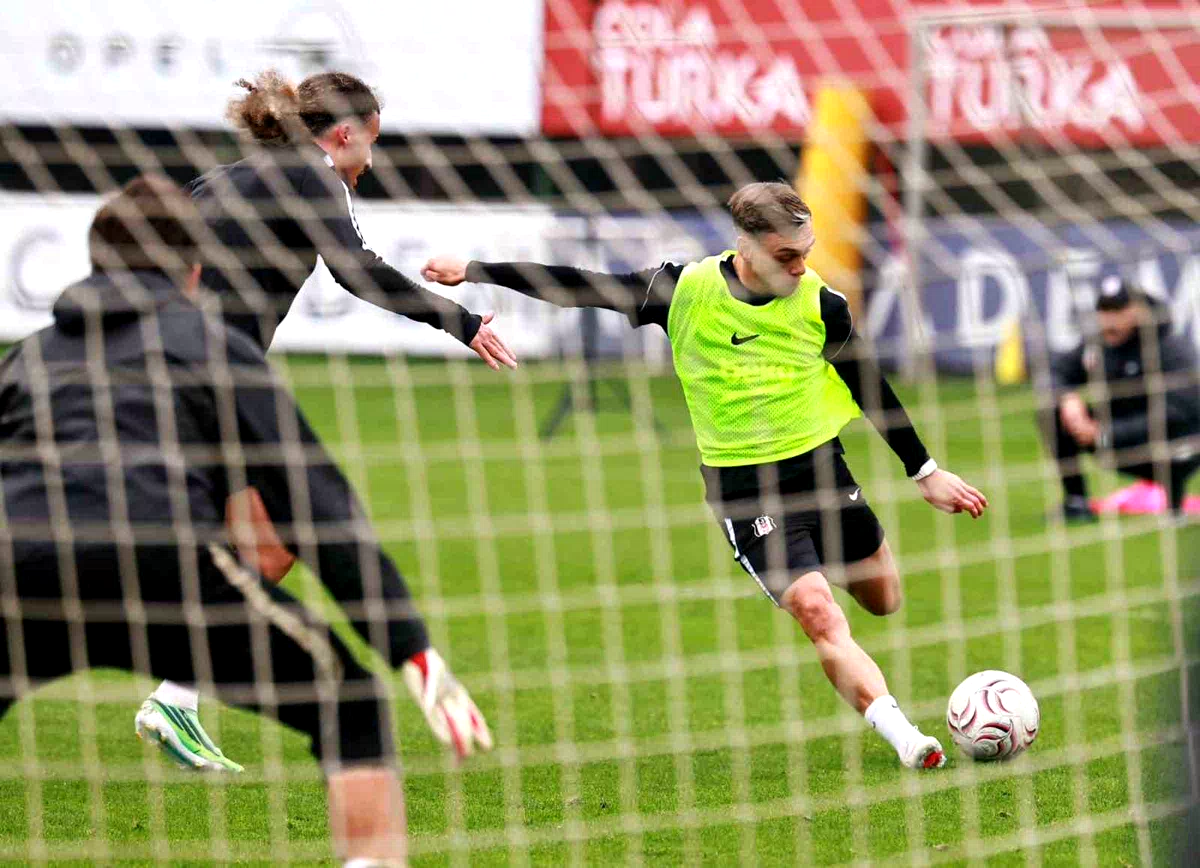 Beşiktaş’ta, Kasımpaşa maçı hazırlıkları başladı