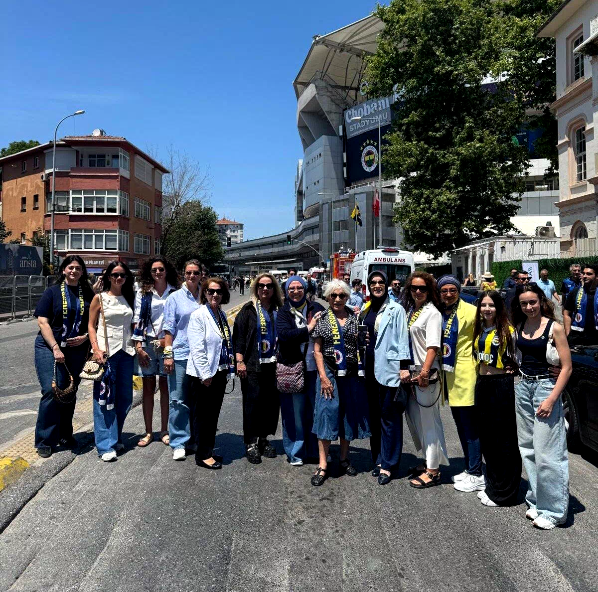 Beyoğlu Fenerbahçeliler Derneği’nden olağanüstü genel kurula yoğun katılım