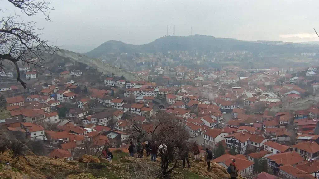 Beypazarı’nda 2025 yılının ilk doğa yürüyüşünde zorlu parkurlar aşıldı