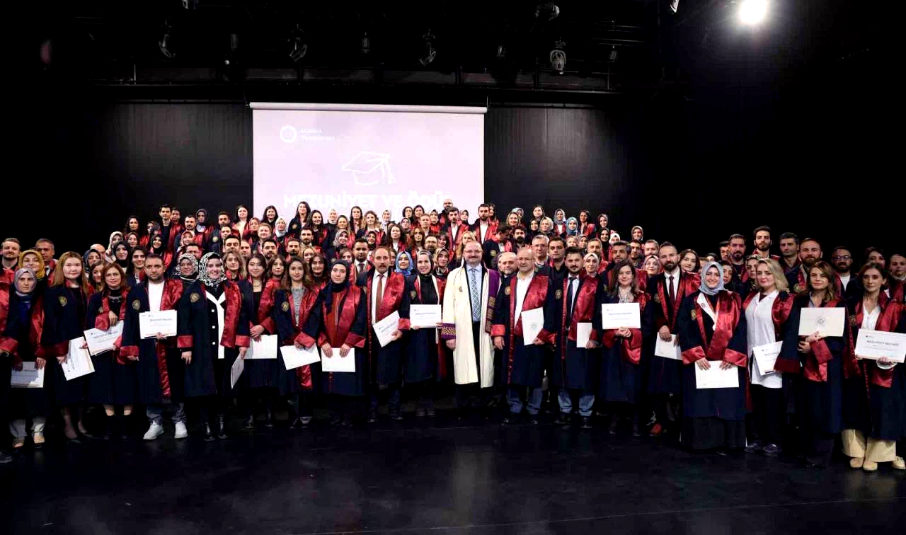 Bilimin öncüleri, Atatürk Üniversitesi’nden gururla mezun oldu