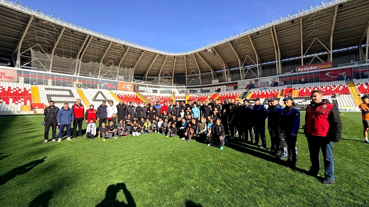 Binlerce gence dokunan proje: Değer Erzincan sahada