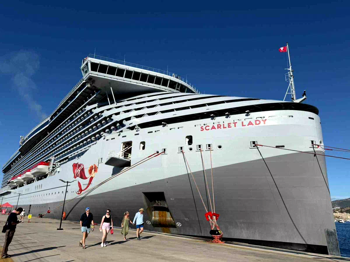 Bodrum’a dev kruvaziyer ile 2 bin 637 turist geldi