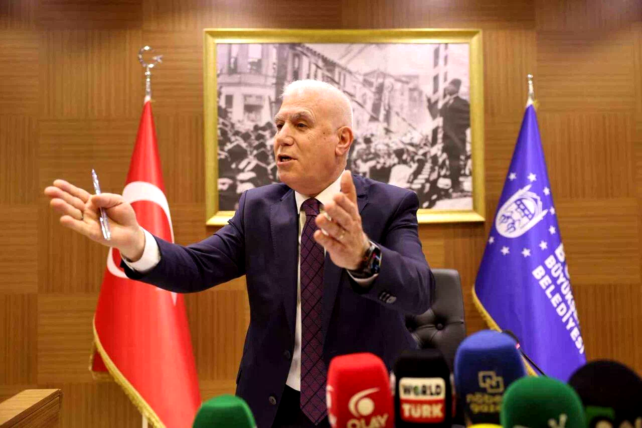 Bursa Büyükşehir Belediye Başkanı Bozbey: “20 senedir yapılmamış hizmetleri yapıyoruz”