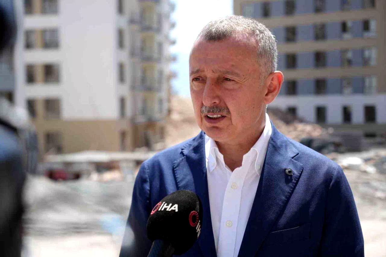 Büyükakın’dan CHP’li Günaydın’ın “borç” iddiasına cevap