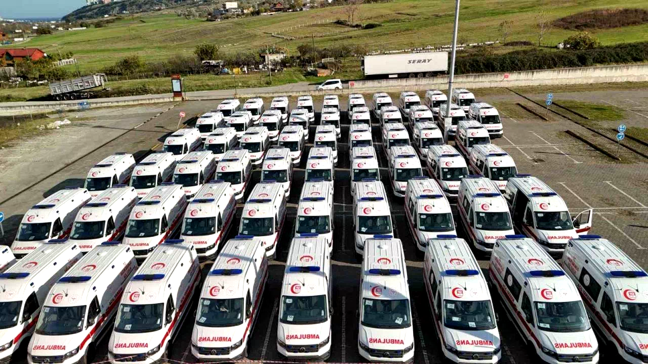 Büyükşehir Belediyesi’nden Samsun’a 100 ambulans