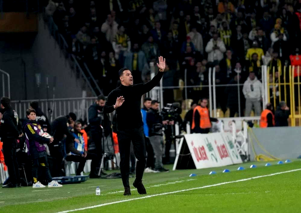 Çağdaş Atan: “Fenerbahçe hak ederek kazandı”