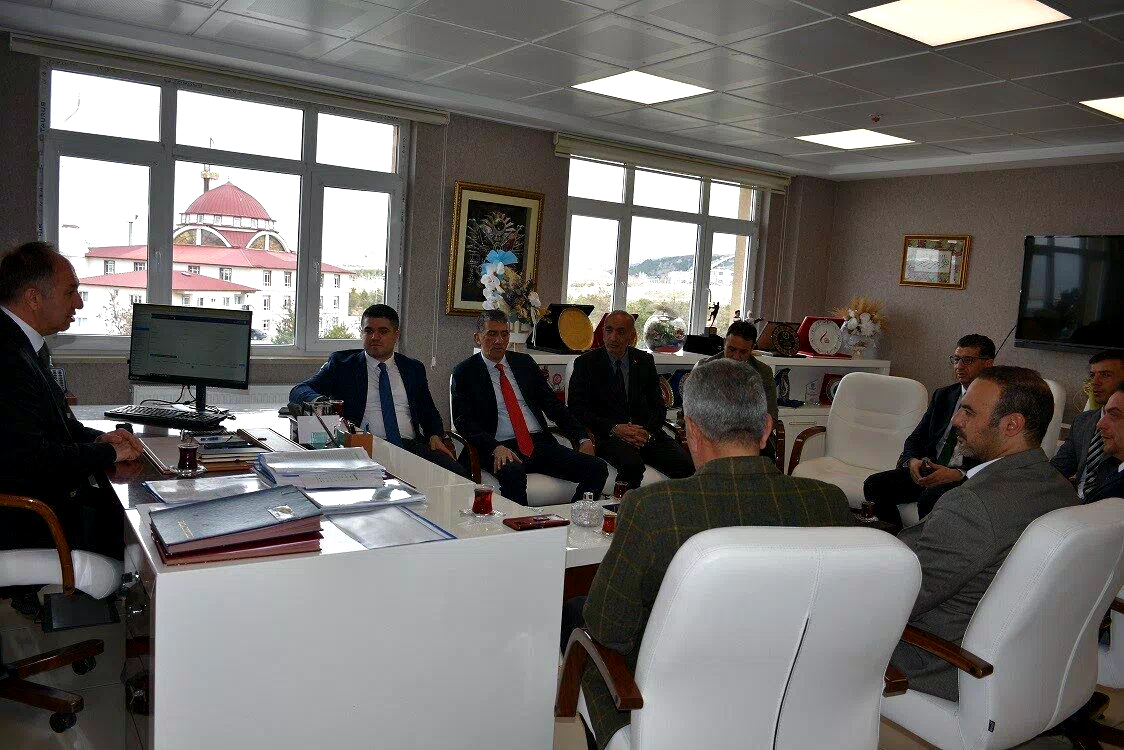 Çakmur’dan yeni ilçe müdürlerine başarı diledi